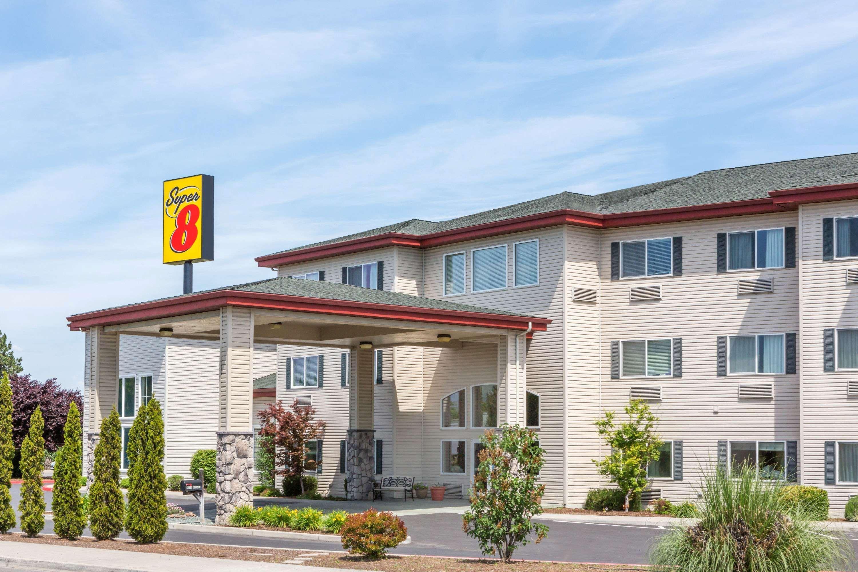 Super 8 By Wyndham Central Pt Medford Motel Central Point Ngoại thất bức ảnh